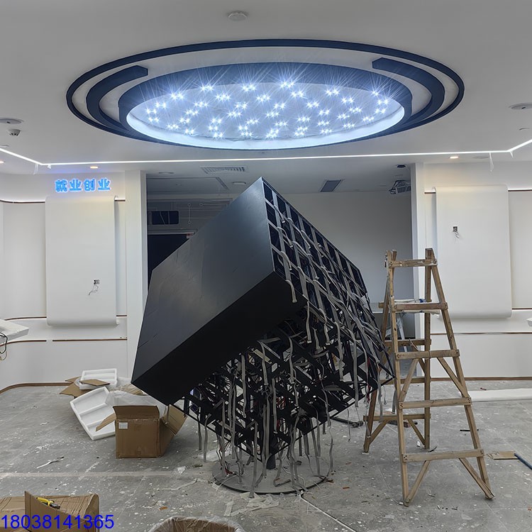 华泽光电HZNV案例：某高技学院综合楼展厅LED魔方屏异形屏